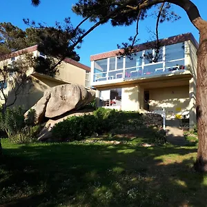 Granit Rose - Partagé Pour Tous En - Vue Sur Auberge de jeunesse Trébeurden